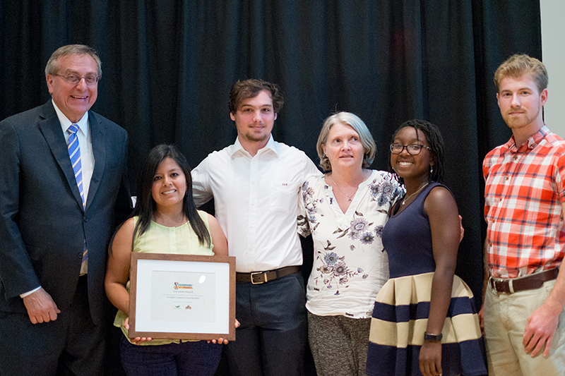 CCG students and Dr. Ann Wilkie with Kent Fuchs