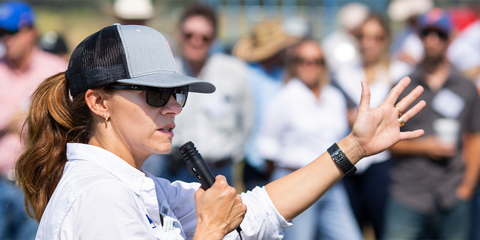 Dr. Maria Silveira, UF professor, speaks to Range Cattle REC field day attendees.